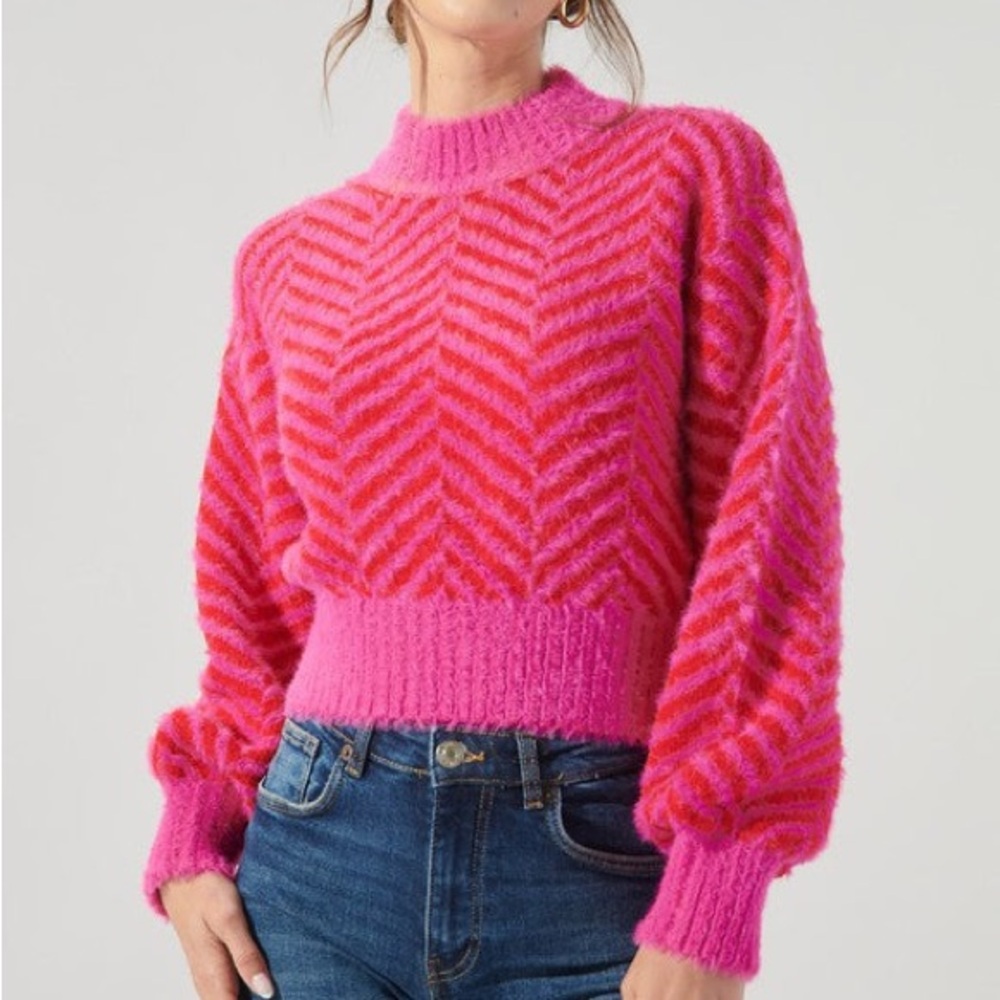 Sugarlips Pink Chevron Pattern Sweater